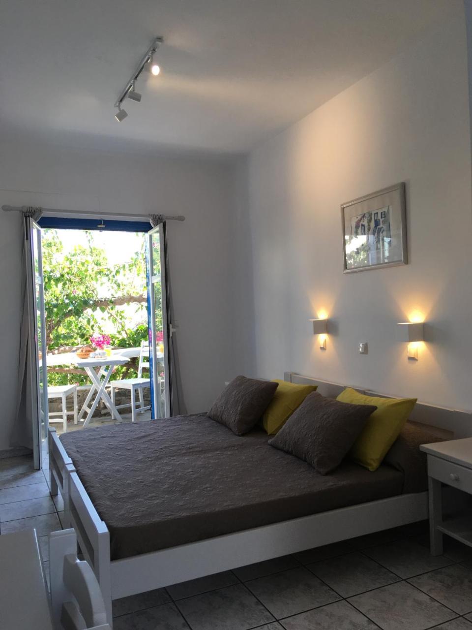 Stefano Apartments Náoussa Extérieur photo